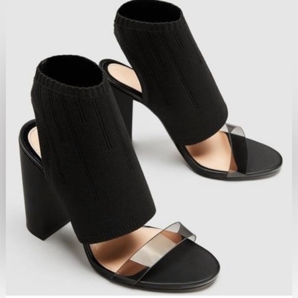 Zara Black heels 39